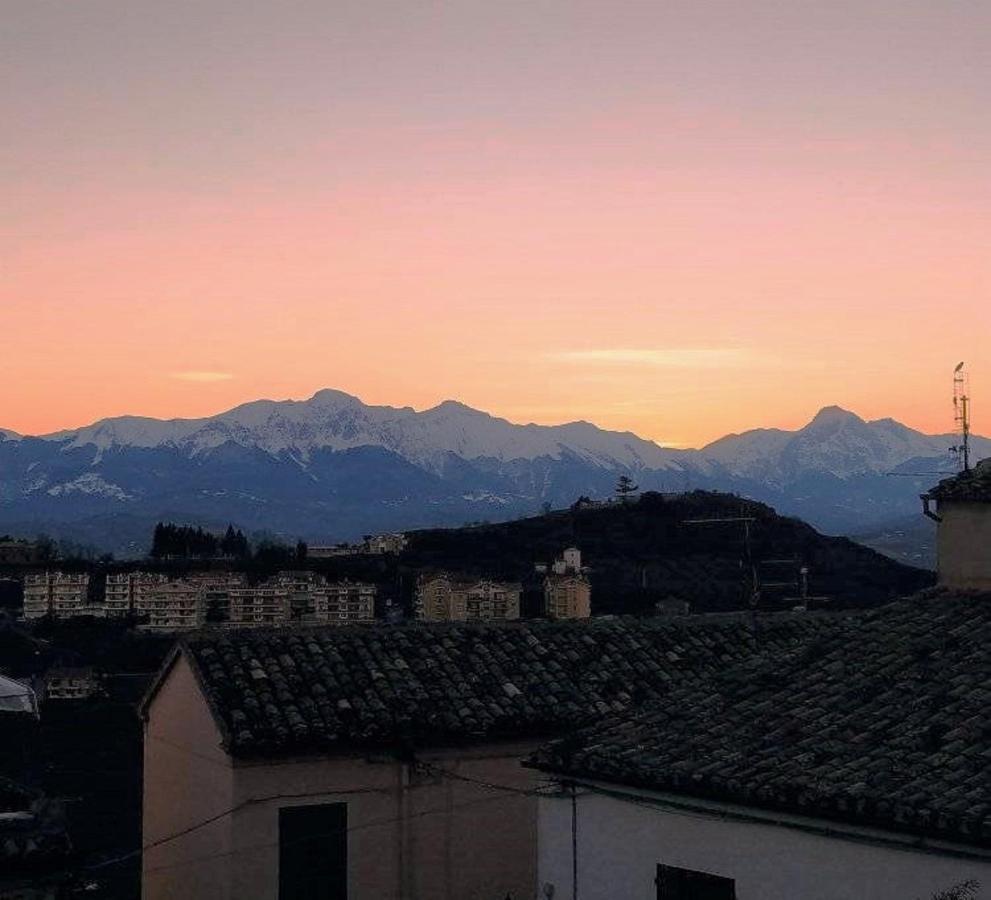 阿特里Casa In Centro Storico Vista Gran Sasso公寓 外观 照片